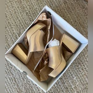 Urban outfitters gold platforms size 7